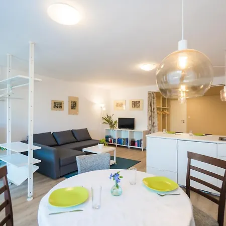 Squash & Aparthotel